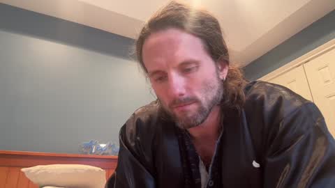 Snapshot of alexmanndickerson chatting on December 24, 2:01 pm Alex Mann online show from December 24, 2:01 pm