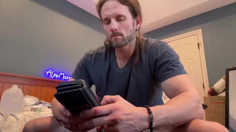 Snapshot of alexmanndickerson chatting on February 23, 5:18 pm Alex Mann online show from February 23, 5:18 pm
