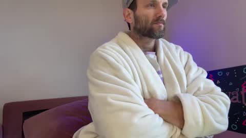 Alex Mann online show from December 16, 6:24 pm