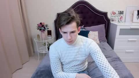 Snapshot of alexs_771 chatting on March 10, 12:26 pm Dennis online show from March 10, 12:26 pm
