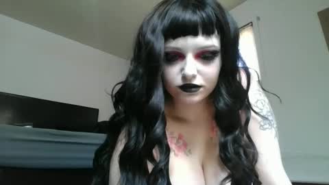 Snapshot of alexspins chatting on September 9, 3:22 pm AlexSpins online show from September 9, 3:22 pm