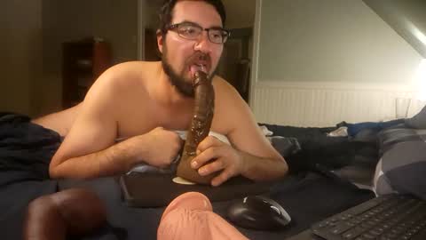 Snapshot of alexthycat chatting on November 20, 3:18 am AlexThyCat online show from November 20, 3:18 am