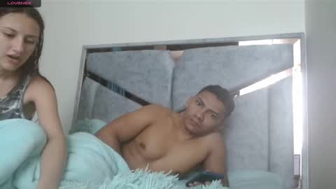 Snapshot of alexvsluisa chatting on February 10, 2:16 pm alex y luisa online show from February 10, 2:16 pm