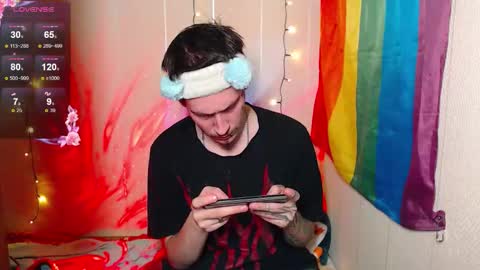 Snapshot of alexwolfmoto chatting on December 18, 5:57 am alexwolfmoto online show from December 18, 5:57 am