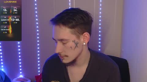 Snapshot of alexwolfmoto chatting on February 2, 7:07 am alexwolfmoto online show from February 2, 7:07 am