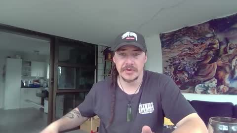 Alex online show from November 18, 3:23 am