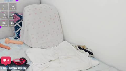 Snapshot of alexxandrarivera chatting on January 25, 2:37 am alexandra zyla suleyman online show from January 25, 2:37 am