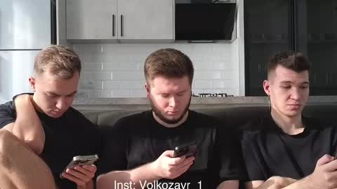 AlexDimaIgor online show from December 1, 8:30 am