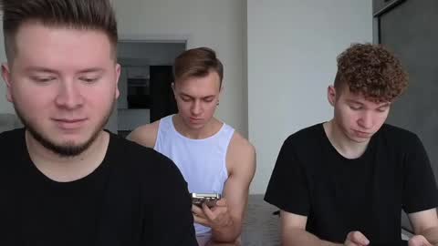 AlexDimaIgor online show from May 16, 8:44 am