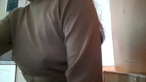 Snapshot of alexxxandra777 chatting on September 17, 8:38 am alexxxandra777 online show from September 17, 8:38 am