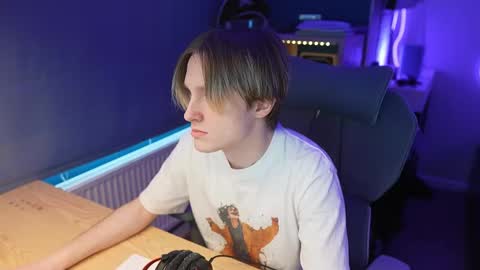 Alexycutie online show from March 31, 11:43 am