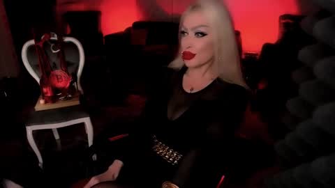 AlfaFemale online show from December 7, 6:54 am