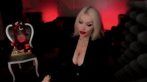 AlfaFemale online show from December 20, 4:09 am