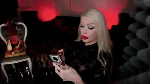 AlfaFemale online show from February 3, 10:14 am