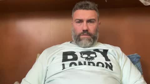 alfali online show from November 9, 1:42 pm