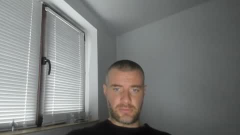 alfiesolomons87 online show from November 28, 1:14 pm