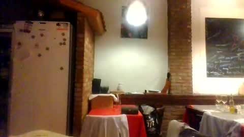 Snapshot of alfred151 chatting on April 14, 4:29 am Edgarrrdd1021 online show from April 14, 4:29 am