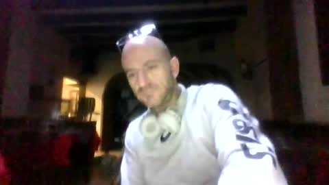 Snapshot of alfred151 chatting on June 28, 3:56 am Edgarrrdd1021 online show from June 28, 3:56 am