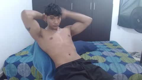 alfred_cantillo online show from February 1, 9:13 pm