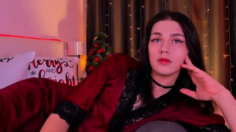 Alfreda online show from December 12, 9:26 pm