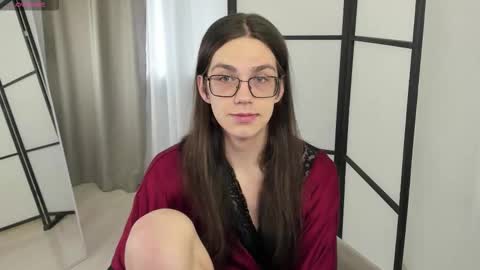 Alfreda online show from December 3, 10:24 am