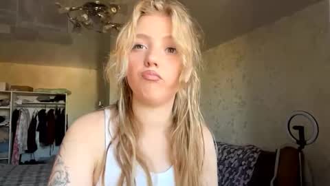 Maria online show from October 8, 7:17 am