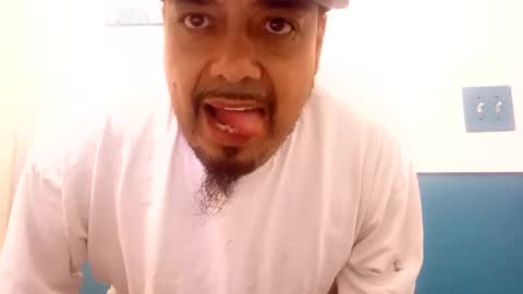 Snapshot of alfredo696969621471 chatting on January 28, 11:07 pm alfredo696969621471 online show from January 28, 11:07 pm