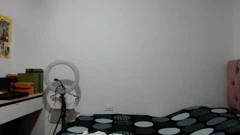 Alia  online show from November 18, 12:42 pm