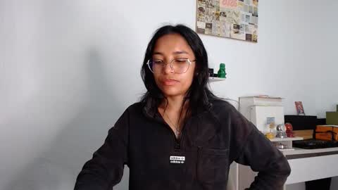 Alia  online show from May 11, 4:04 pm