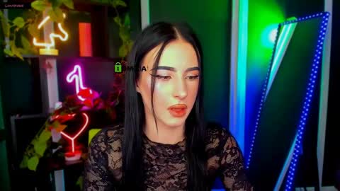 alia skay online show from May 8, 7:08 pm