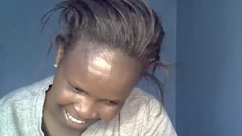 Snapshot of alic_crazy chatting on December 2, 6:52 am alic_crazy online show from December 2, 6:52 am