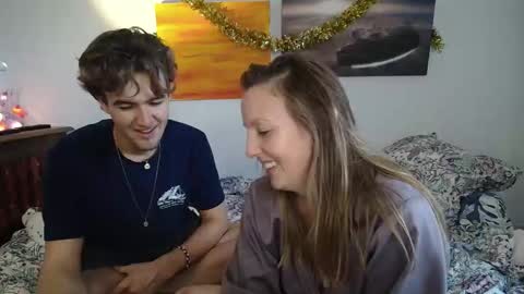 Snapshot of alice8363 chatting on December 22, 2:14 pm Alice online show from December 22, 2:14 pm