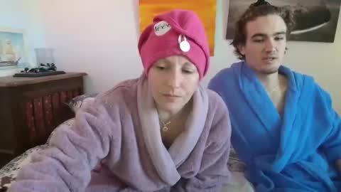 Snapshot of alice8363 chatting on February 25, 10:03 am Alice online show from February 25, 10:03 am