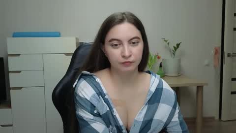 Alice online show from March 10, 6:24 pm