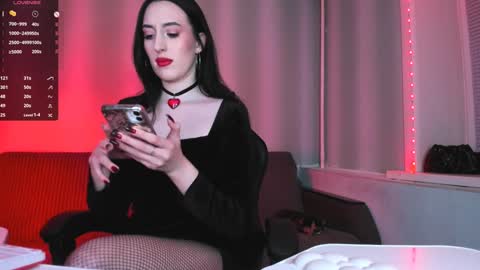 Miss Alice online show from January 26, 2:45 am