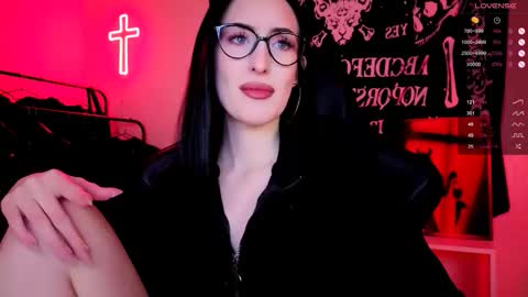 Miss Alice online show from February 5, 1:10 am