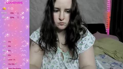 Snapshot of alice_allens chatting on October 11, 3:10 pm Alice online show from October 11, 3:10 pm