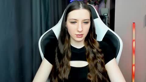 Alice online show from October 31, 12:50 pm