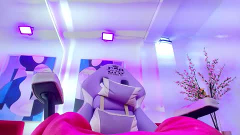 Alice  online show from November 22, 3:16 am