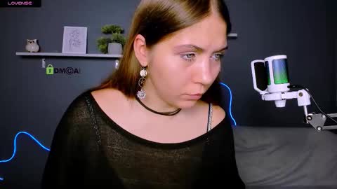 Snapshot of alice_cold chatting on September 23, 5:54 am alice_cold online show from September 23, 5:54 am