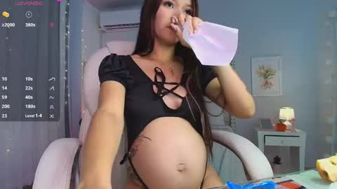   Alice  online show from October 30, 12:12 am