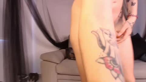 Alice Dark online show from March 15, 9:10 pm