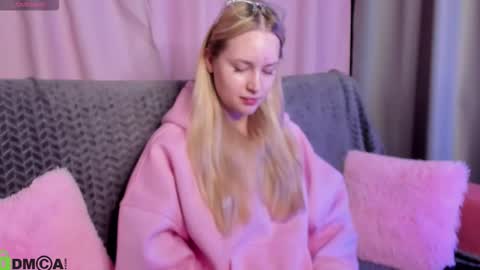 Alice online show from September 15, 11:49 pm