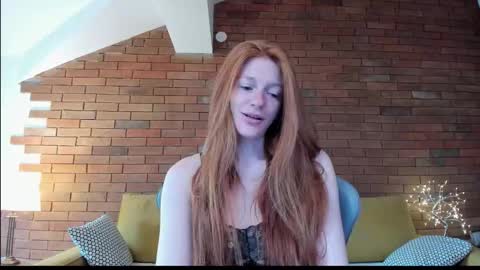 Snapshot of alice_ginger chatting on September 14, 5:06 am Hello im Alice online show from September 14, 5:06 am