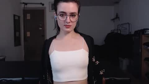 Snapshot of alice_glo chatting on March 15, 8:59 pm Alice online show from March 15, 8:59 pm