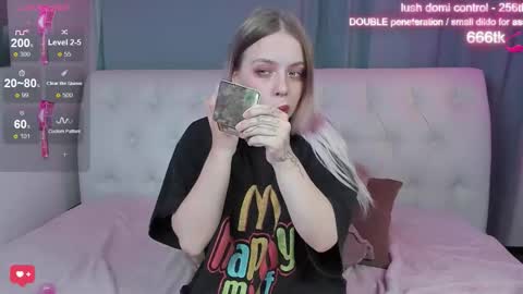 alice_halle online show from October 20, 2:45 am