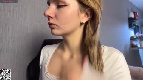 Snapshot of alice_hetfield chatting on October 13, 3:12 pm My name is Alice find out about me in the Fansly online show from October 13, 3:12 pm