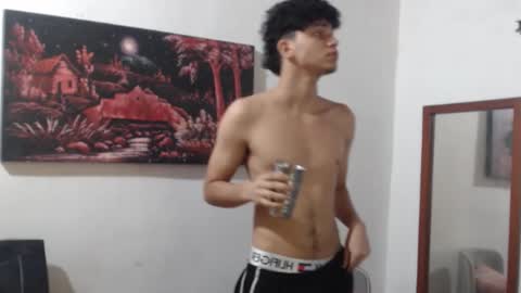 alice online show from October 31, 9:38 pm