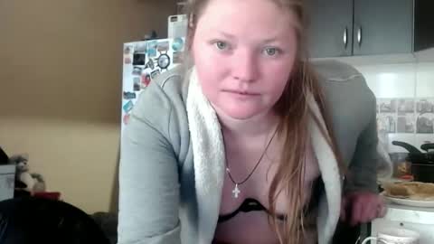 Snapshot of alice_katana chatting on February 25, 9:09 am Alice Katana online show from February 25, 9:09 am