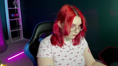 Alice online show from April 2, 11:41 am